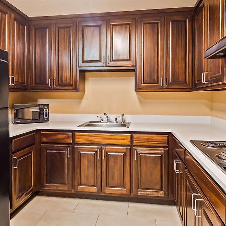 Best Western Granbury Inn And Suites מראה חיצוני תמונה