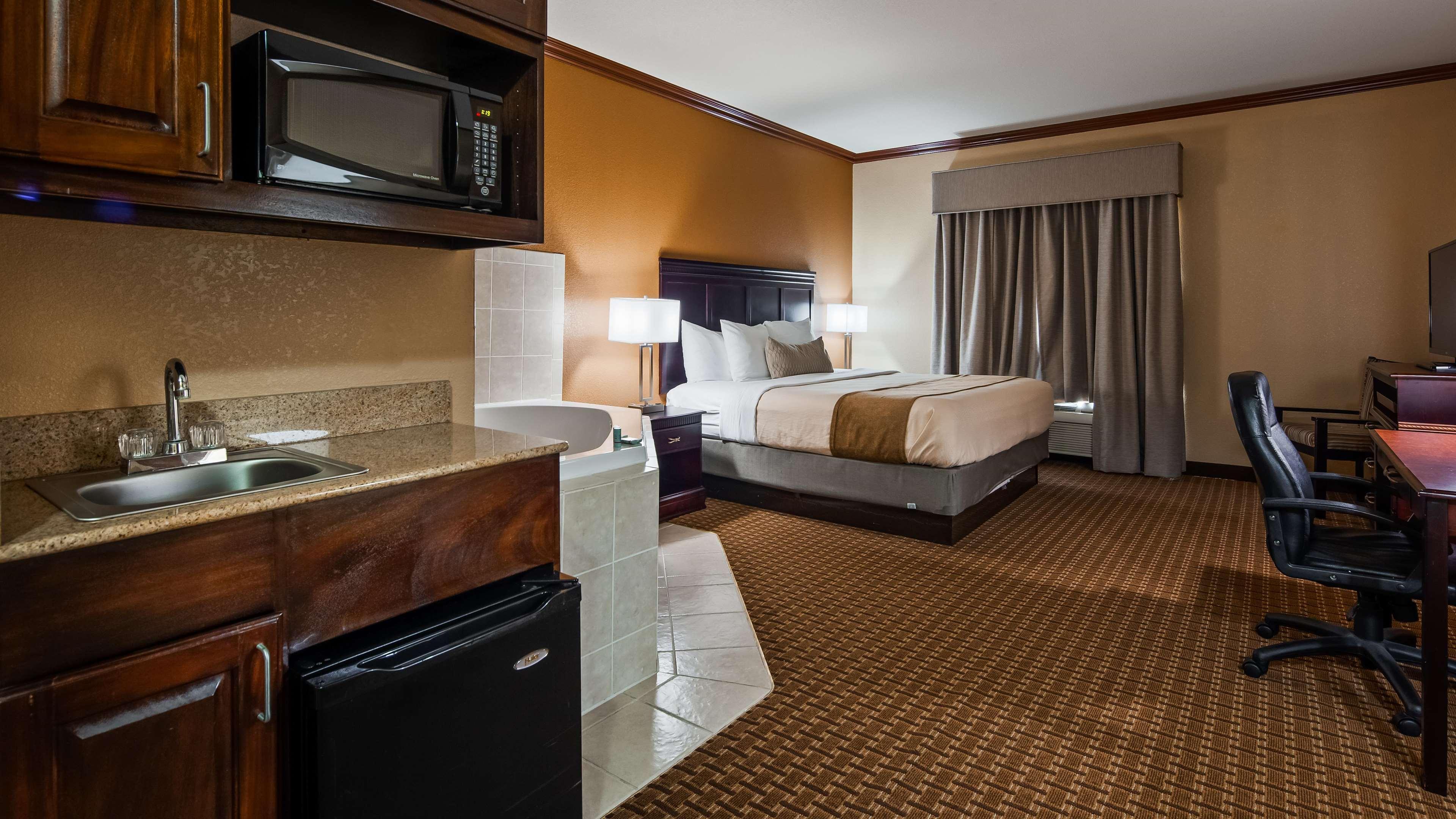 Best Western Granbury Inn And Suites מראה חיצוני תמונה
