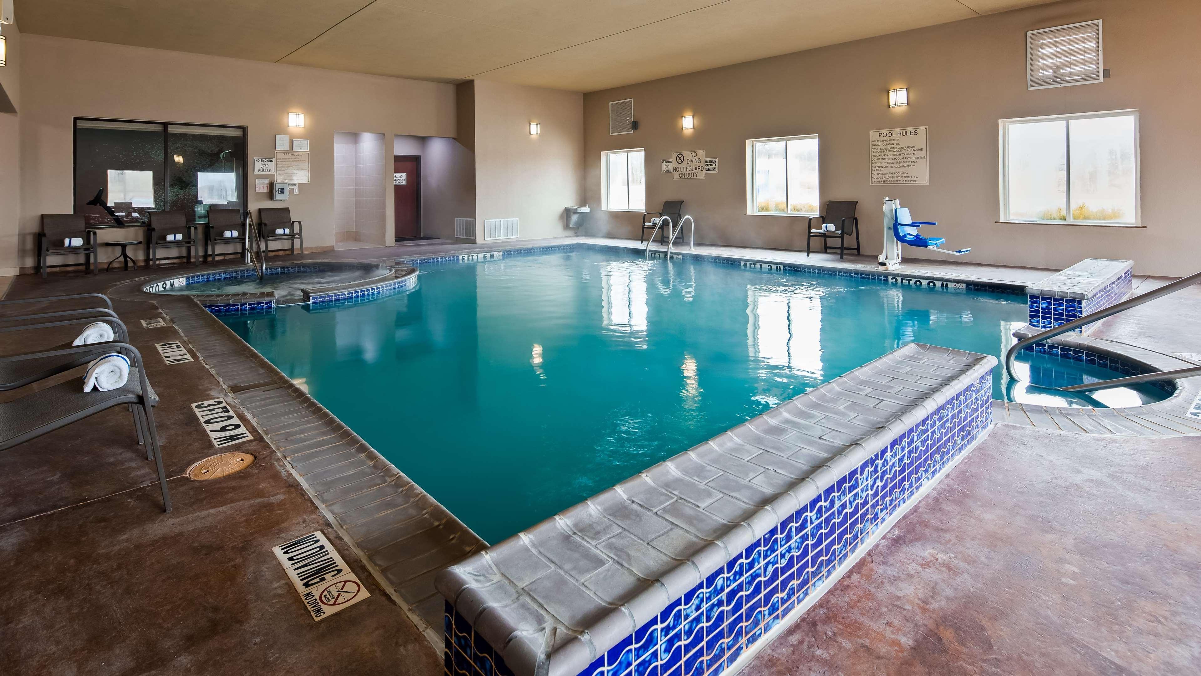 Best Western Granbury Inn And Suites מראה חיצוני תמונה