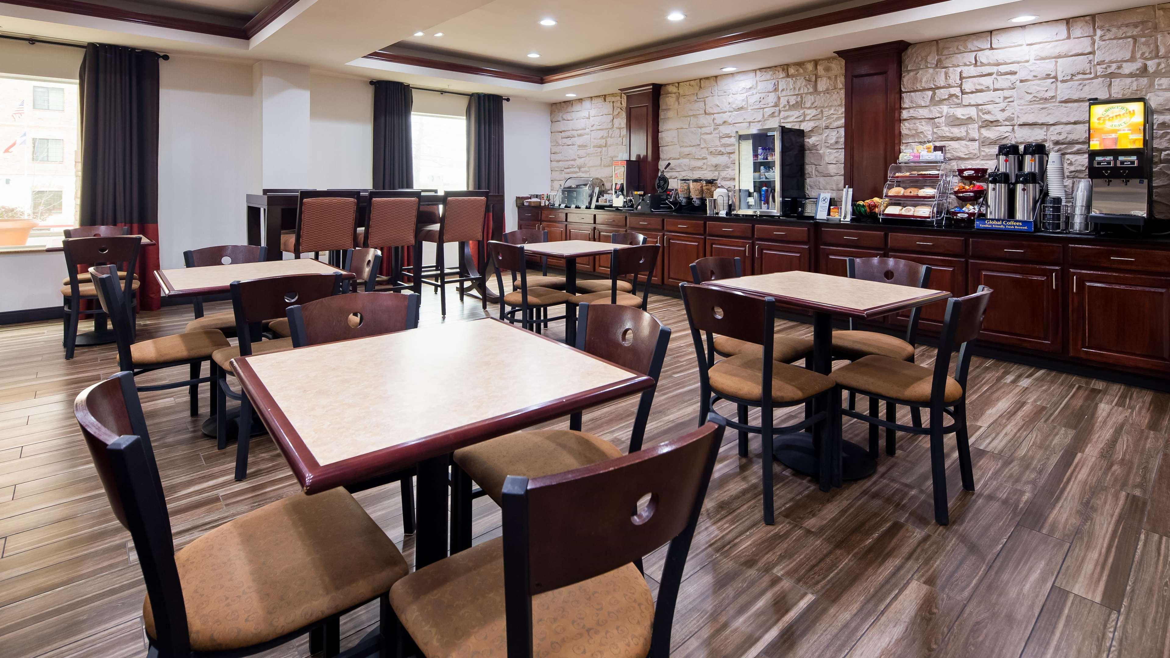 Best Western Granbury Inn And Suites מראה חיצוני תמונה